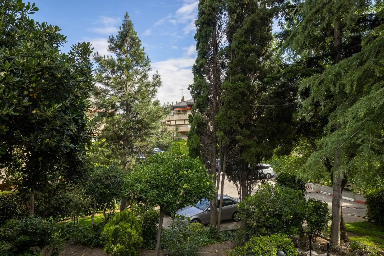 Vista exterior de Piso en venta en Madrid con Aire acondicionado, Calefacción y Jardín privado