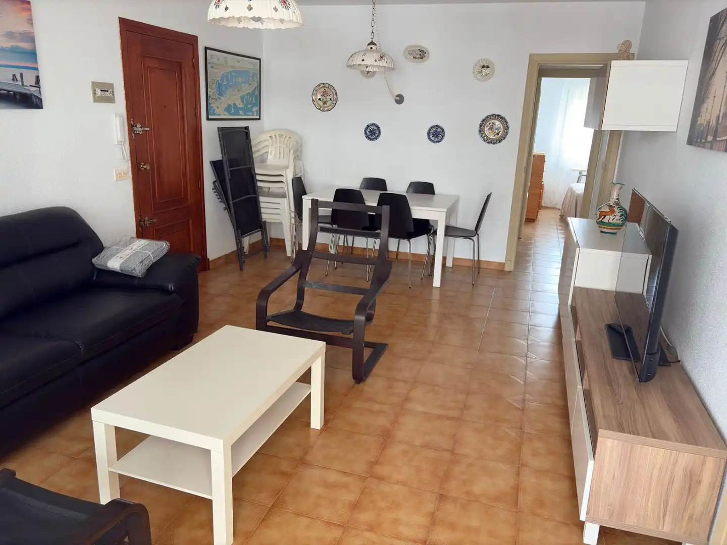 Sala d'estar de Apartament de lloguer en La Manga del Mar Menor amb Terrassa, Moblat i Piscina comunitària