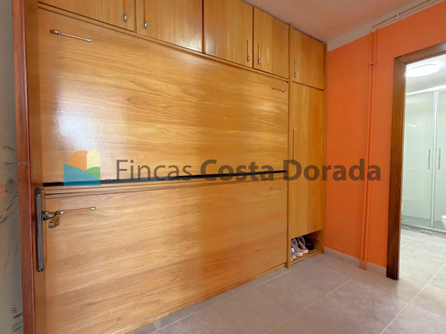 Planta baja en venta en Vilanova i la Geltrú con Aire acondicionado, Jardín privado y Terraza