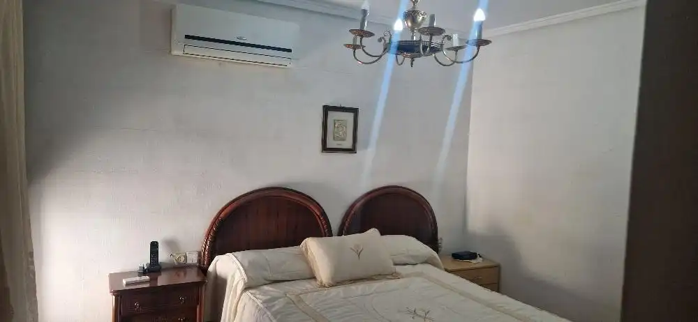 Habitación de Casa adosada en venta en Valencia con Aire acondicionado, Calefacción y Terraza