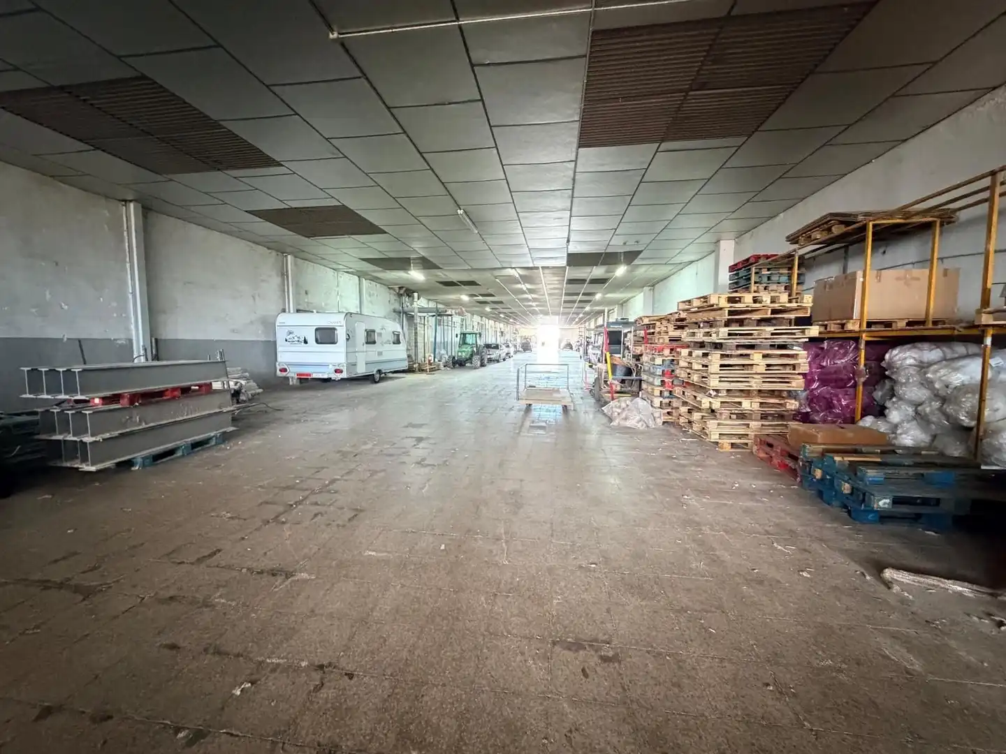 Nau industrial en venda en Fontanars dels Alforins