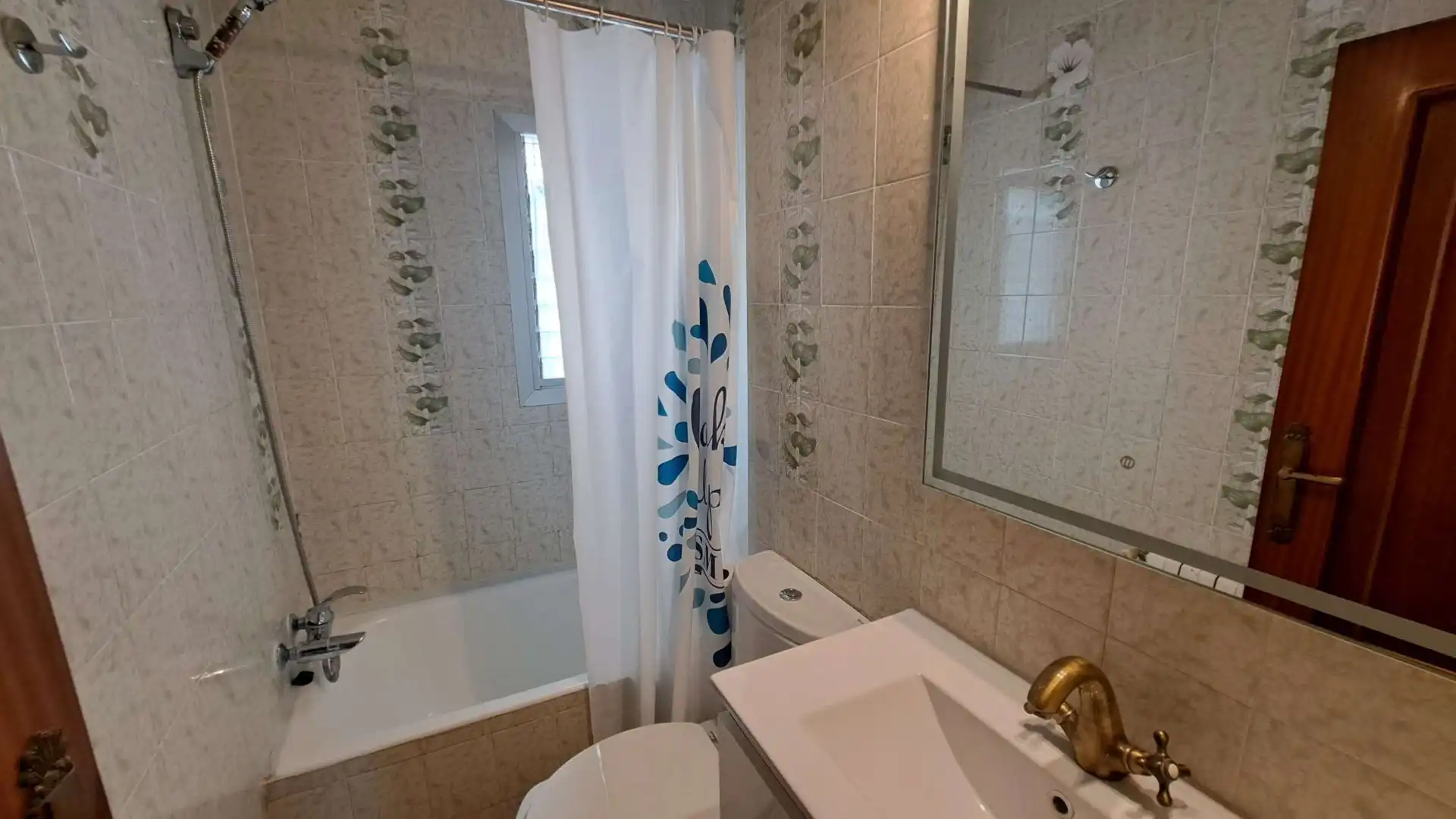 Bathroom of Flat for sale in Centro