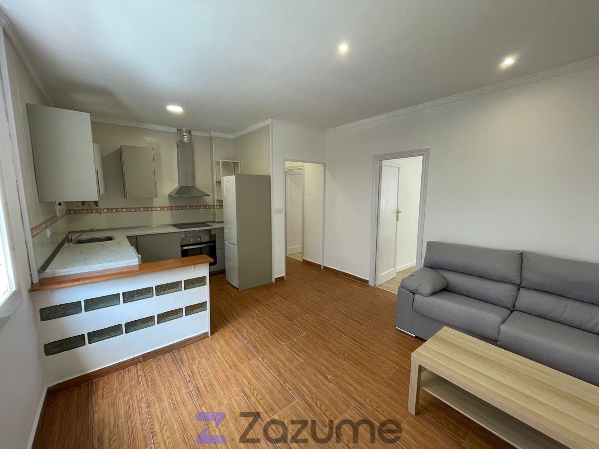 Living room of Flat to rent in Gandia  with Heating, Parquet flooring and Terrace