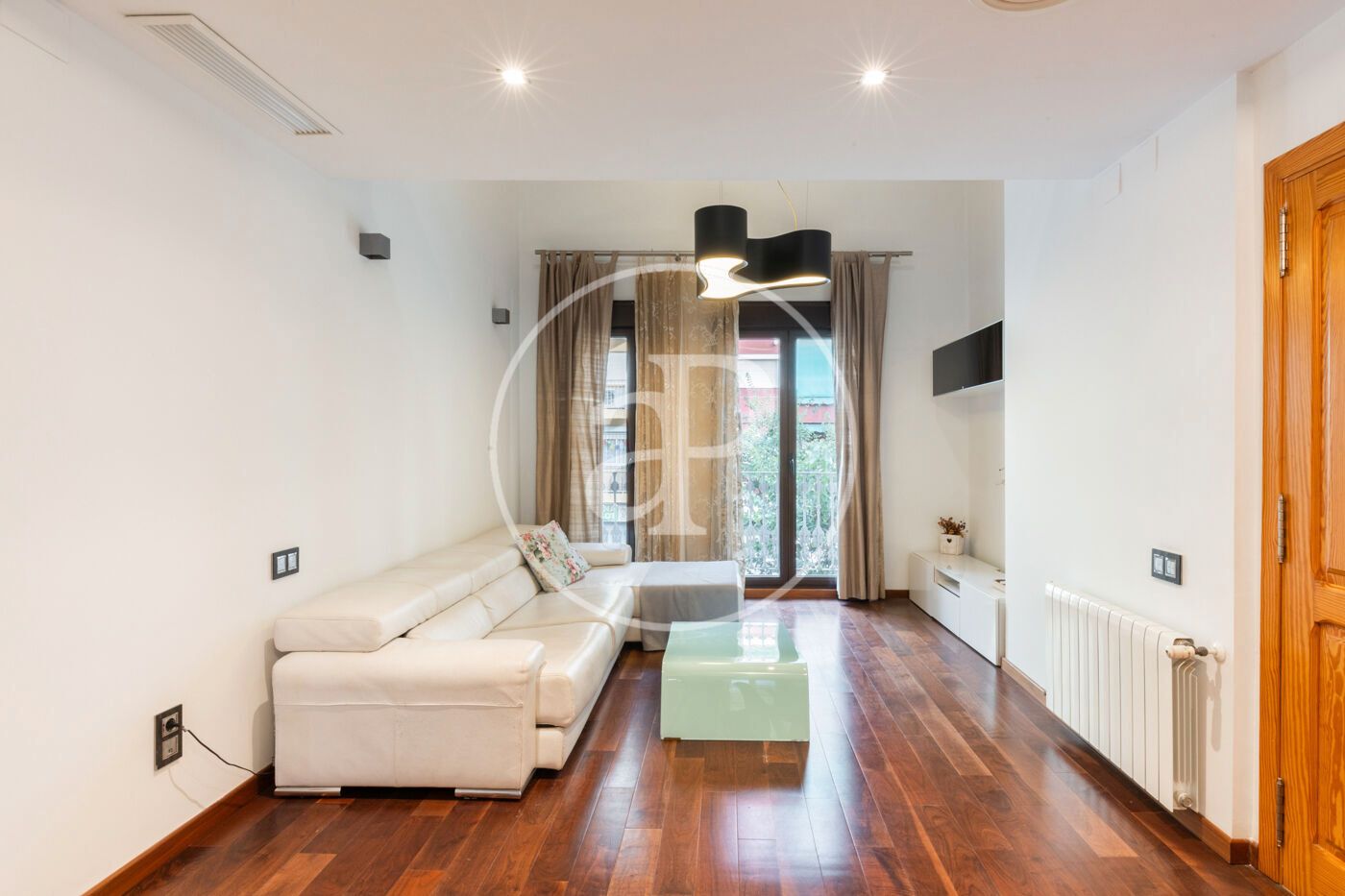 Casa adosada de lloguer a C/ de la Reina, El Cabanyal - El Canyamelar