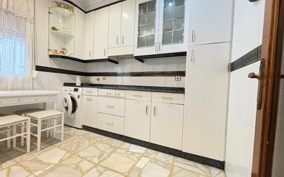 Kitchen of Flat for sale in Bilbao 