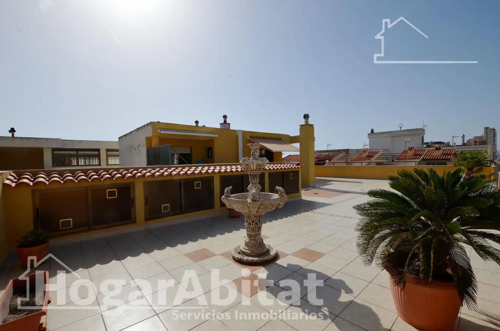 Exterior view of Attic for sale in Tavernes de la Valldigna  with Terrace, Storage room and Furnished