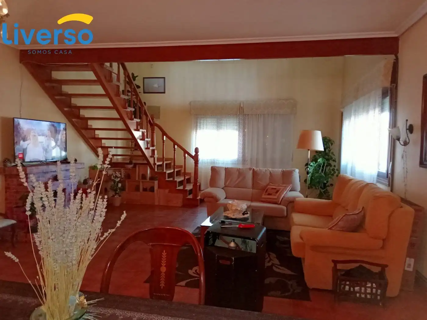 Sala de estar de Casa o chalet en venta en Mambrilla de Castrejón con Calefacción, Jardín privado y Trastero