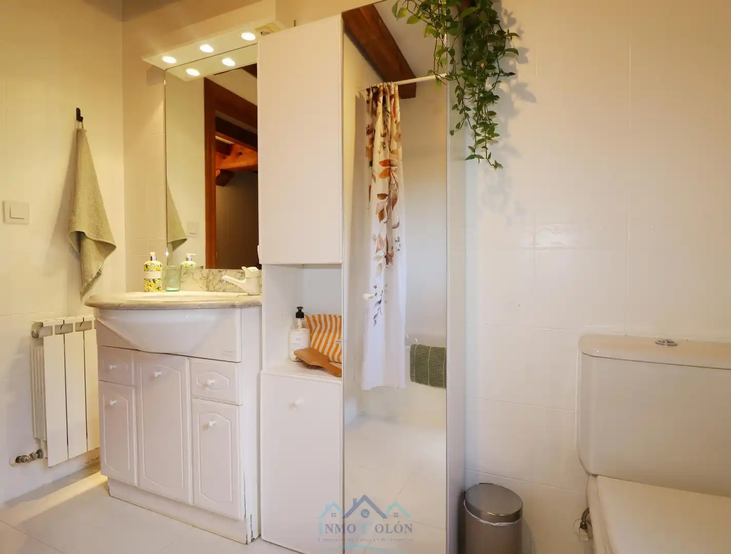 Bathroom of Houses for sale in Etxalar  with Heating, Terrace and Storage room