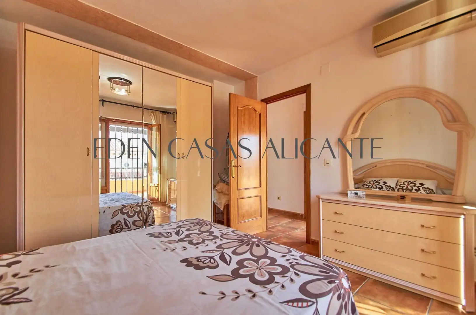 Villa mit Terrasse zum Verkauf in Avenida ORIOLA, imagen 27