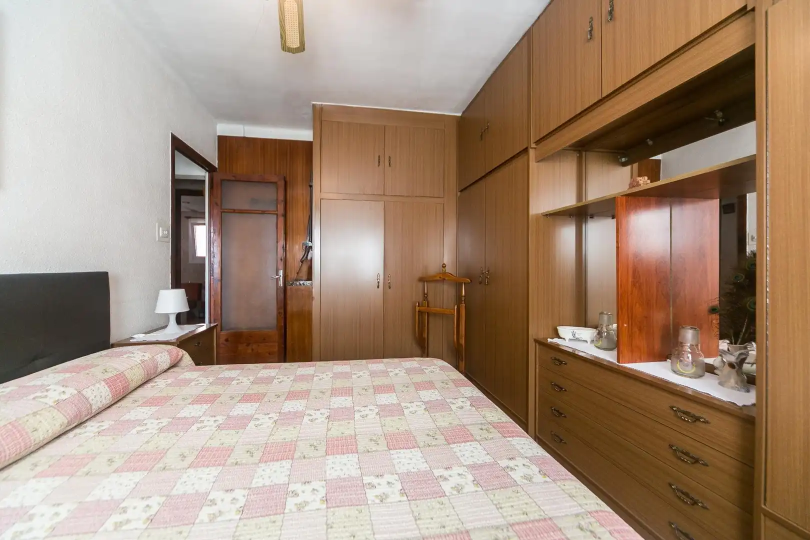 Dormitori de Casa o xalet en venda en Cerdanyola del Vallès amb Calefacció, Jardí privat i Terrassa