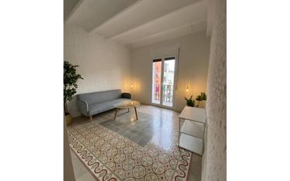 Living room of Flat for sale in  Barcelona Capital  with Air Conditioner and Balcony