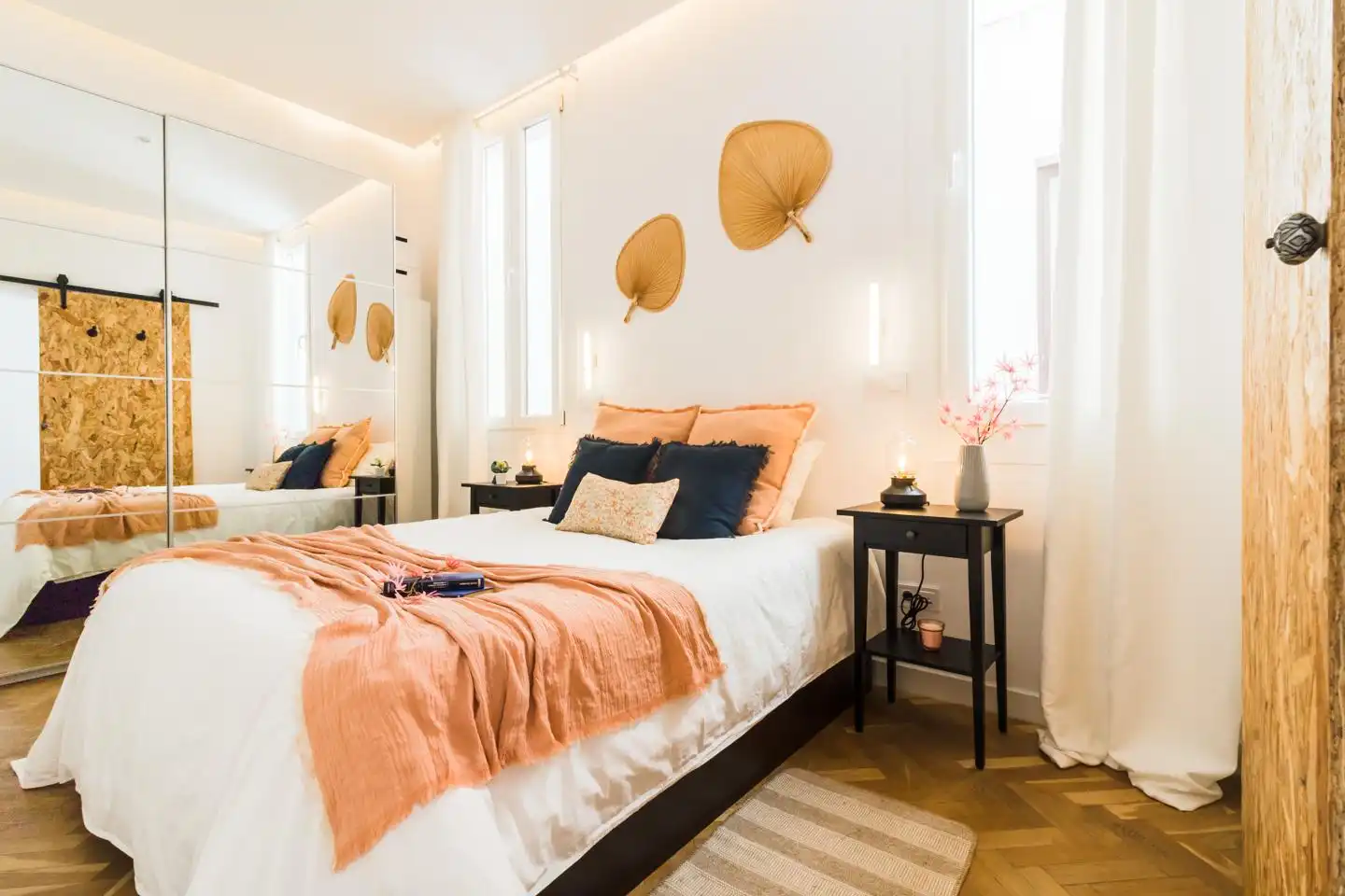 Habitación de Apartamento de alquiler en Madrid con Aire acondicionado, Calefacción y Parquet