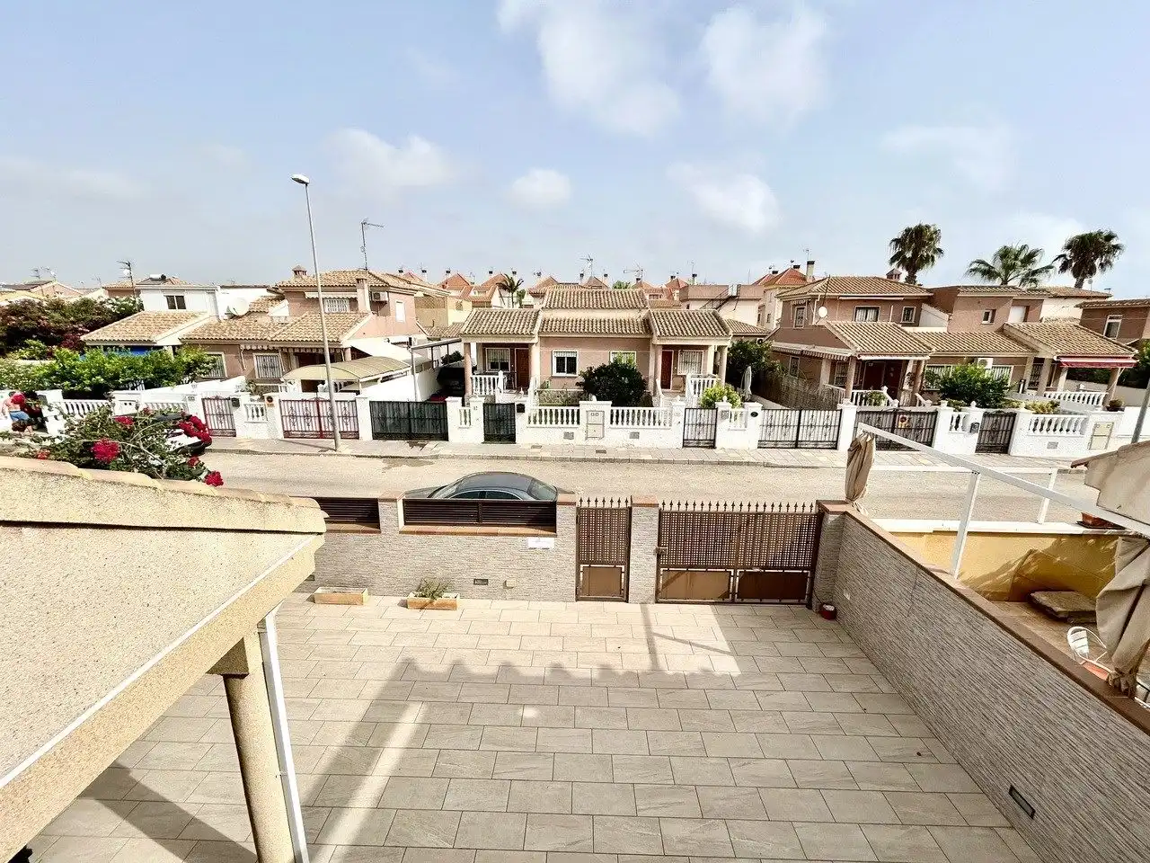 Vista exterior de Casa adosada en venta en Pilar de la Horadada con Jardín privado y Terraza