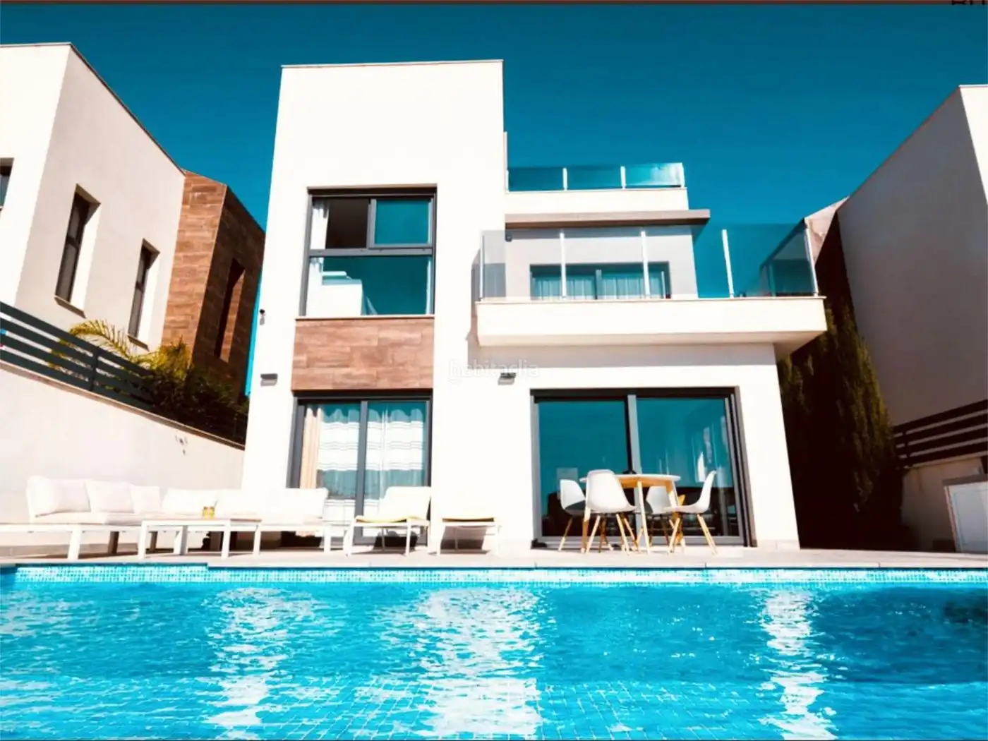 Casa en venda a Avinguda de Granada 31