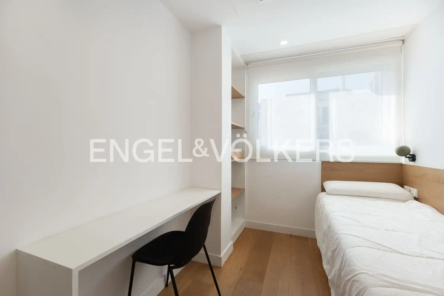 Habitación de Piso de alquiler en Valencia con Aire acondicionado, Calefacción y Balcón