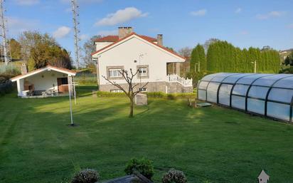 Jardí de Casa o xalet en venda en Castrillón amb Terrassa i Piscina