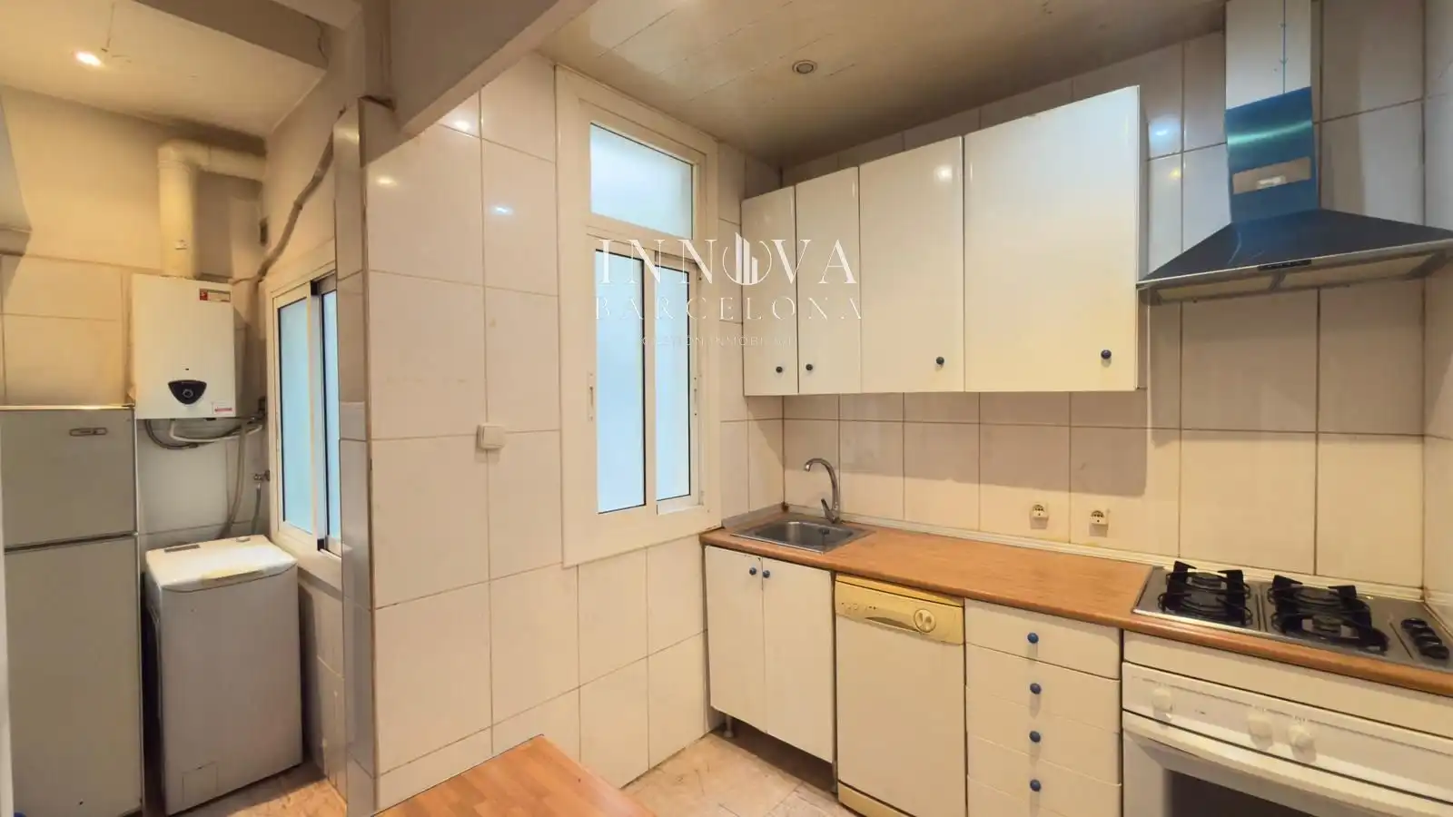 Cuina de Pis en venda en Barcelona amb Aire condicionat, Calefacció i Parquet