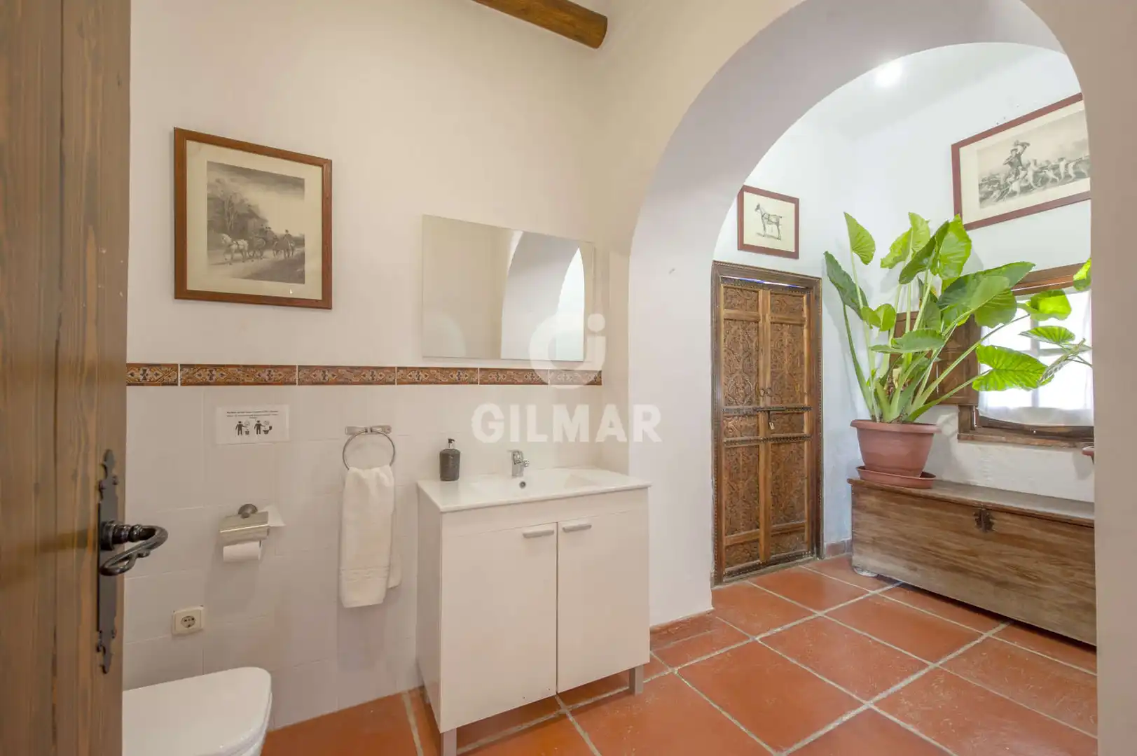 Bathroom of Houses for sale in Alcalá de Guadaira  with Heating, Swimming Pool and Furnished