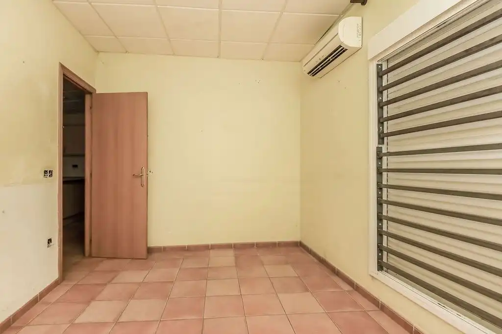 Local commercial à vendre à Obispo/Bisbe Aznar, imagen 14