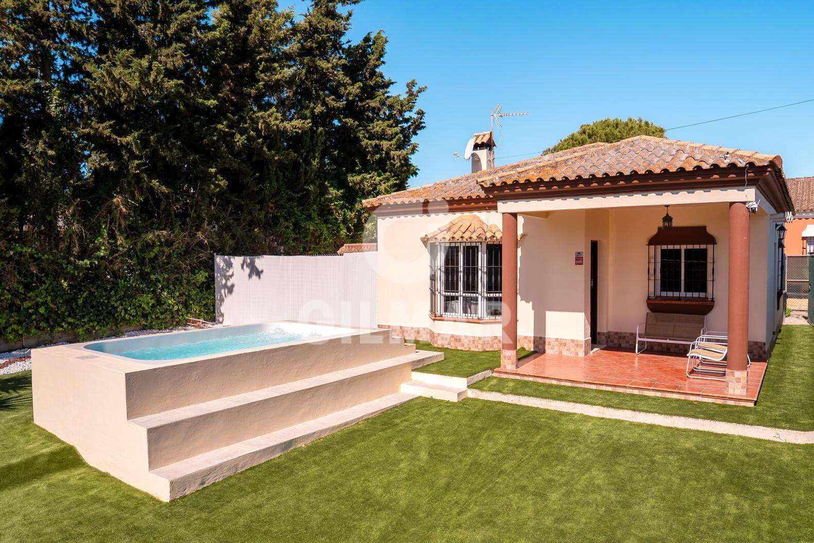 Jardí de Casa o xalet de lloguer en Chiclana de la Frontera amb Aire condicionat, Calefacció i Jardí privat