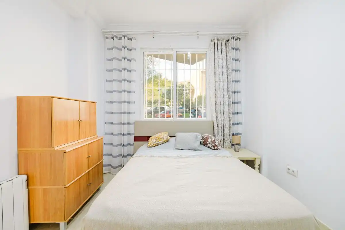 Habitación de Planta baja en venta en Benalmádena con Calefacción y Piscina