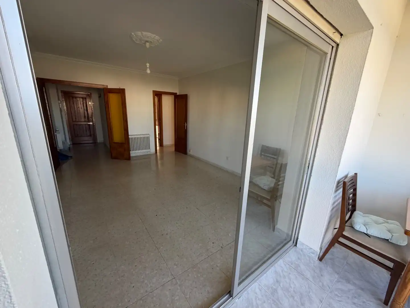 Wohnung zur Miete in Badajoz mit Klimaanlage, Heizung und Terrasse