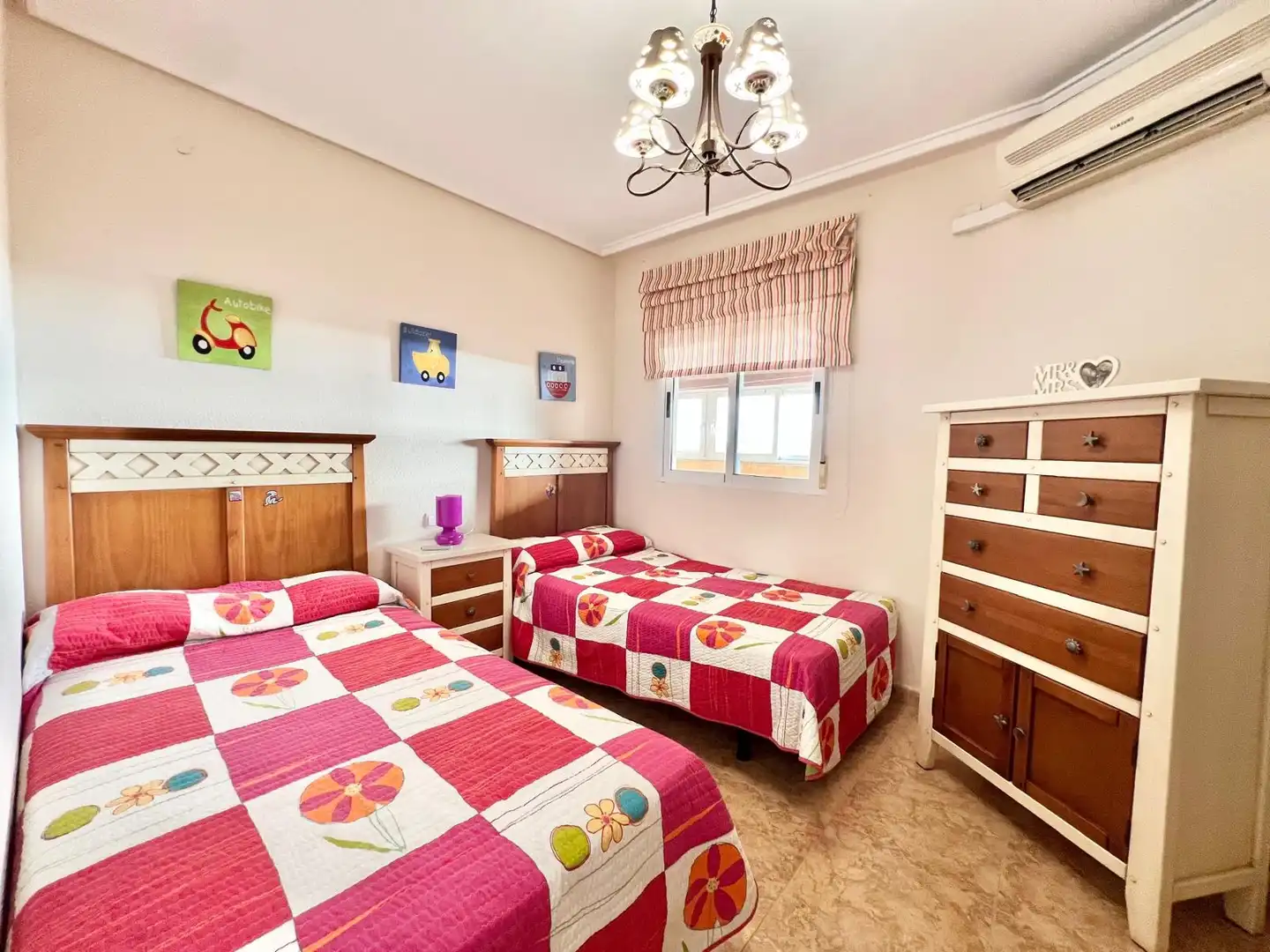 Habitación de Ático de alquiler en Torrevieja con Aire acondicionado, Calefacción y Terraza