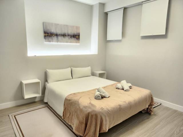 Planta baja en Venta en Carrer del Plus Ultra en En Corts - Doctor Waksman