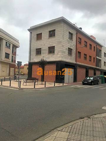 Local comercial en Venta en Calle Fuenteminaya, 58 en Plaza de Toros - Las Tenerías