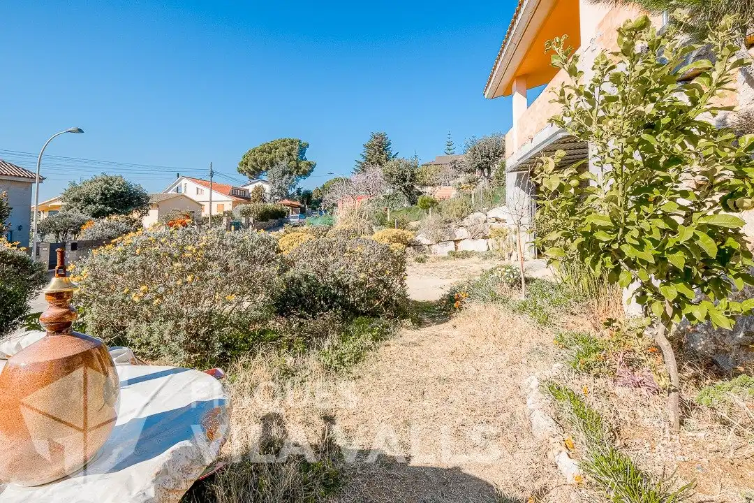 Casa amb jardí en venda a Calle oreneta, imagen 35