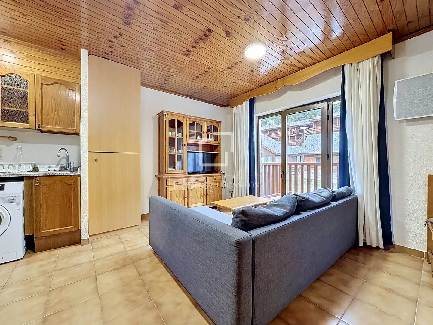 Sala de estar de Piso de alquiler en Canillo con Calefacción, Parquet y Terraza