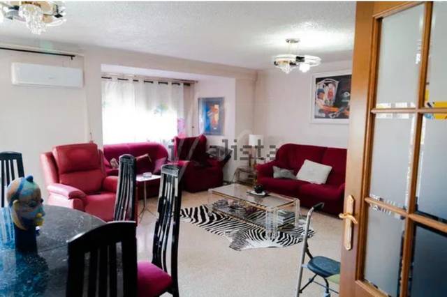 Piso en Venta en Avinguda de Gaspar Aguilar en L'Hort de Senabre