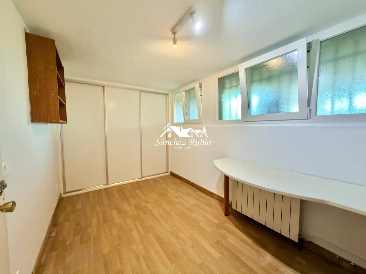 Vista exterior de Piso de alquiler en Torrelodones con Calefacción, Parquet y Terraza