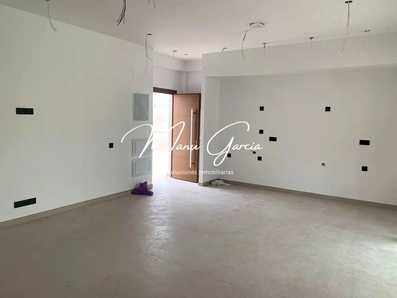 Casa adosada en venta en Lucena con Aire acondicionado, Calefacción y Jardín privado