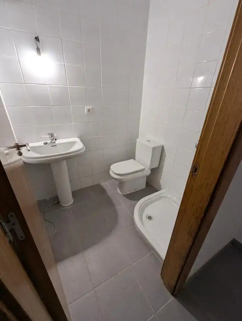 Baño de Oficina de alquiler en Mendigorria