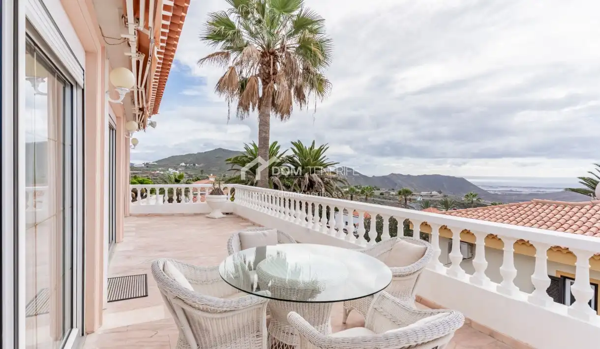 Terraza de Casa o chalet en venta en Arona con Terraza, Piscina y Amueblado