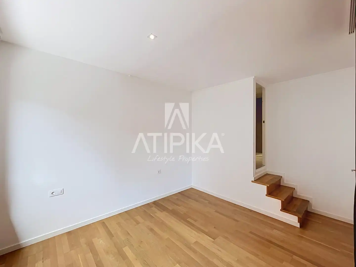 Dormitori de Àtic en venda en Barcelona amb Aire condicionat, Calefacció i Parquet