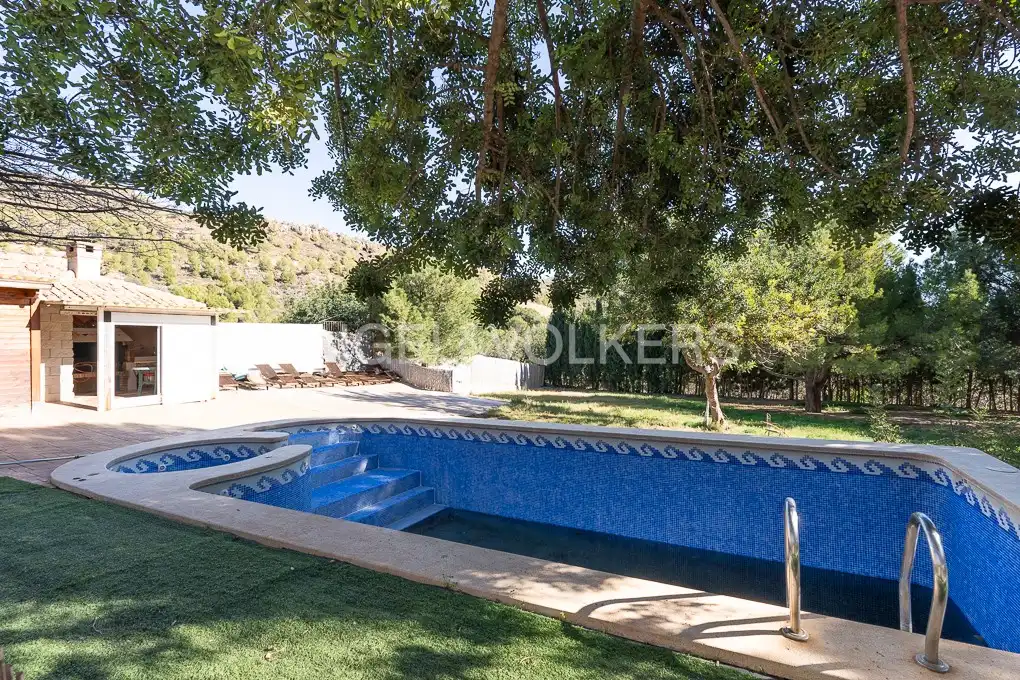 Piscina de Casa o chalet en venta en Sagunto / Sagunt con Aire acondicionado, Calefacción y Jardín privado