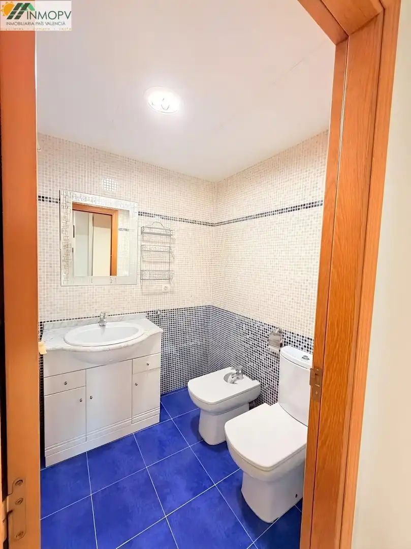 Baño de Apartamento en venta en Vinaròs con Aire acondicionado, Calefacción y Amueblado
