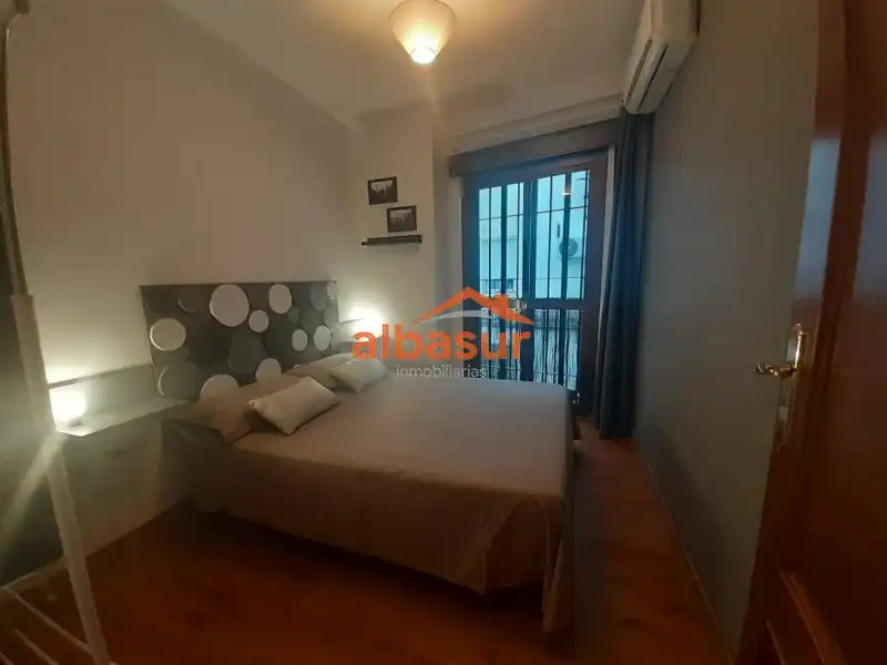 Bedroom of Flat for sale in Córdoba  with Air Conditioner and Balcony