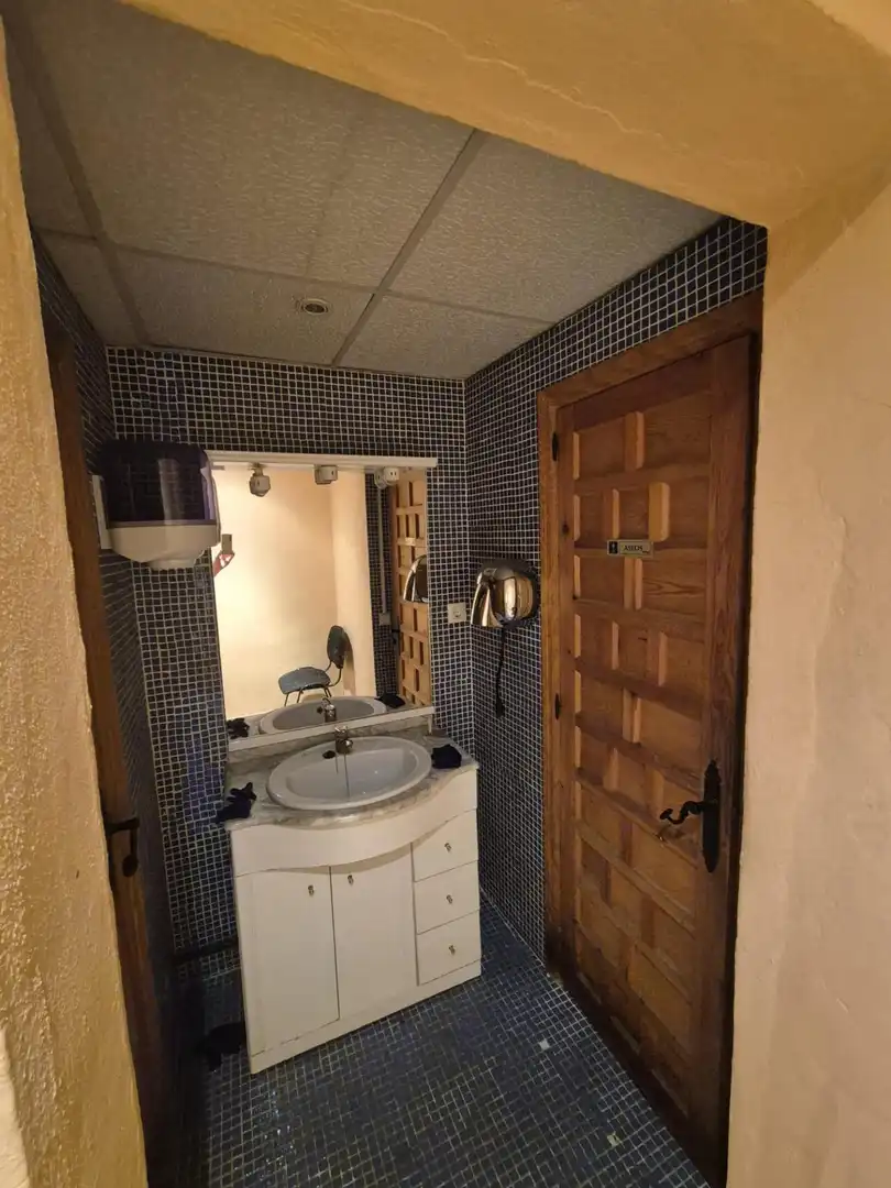 Baño de Nave industrial de alquiler en El Puig de Santa Maria