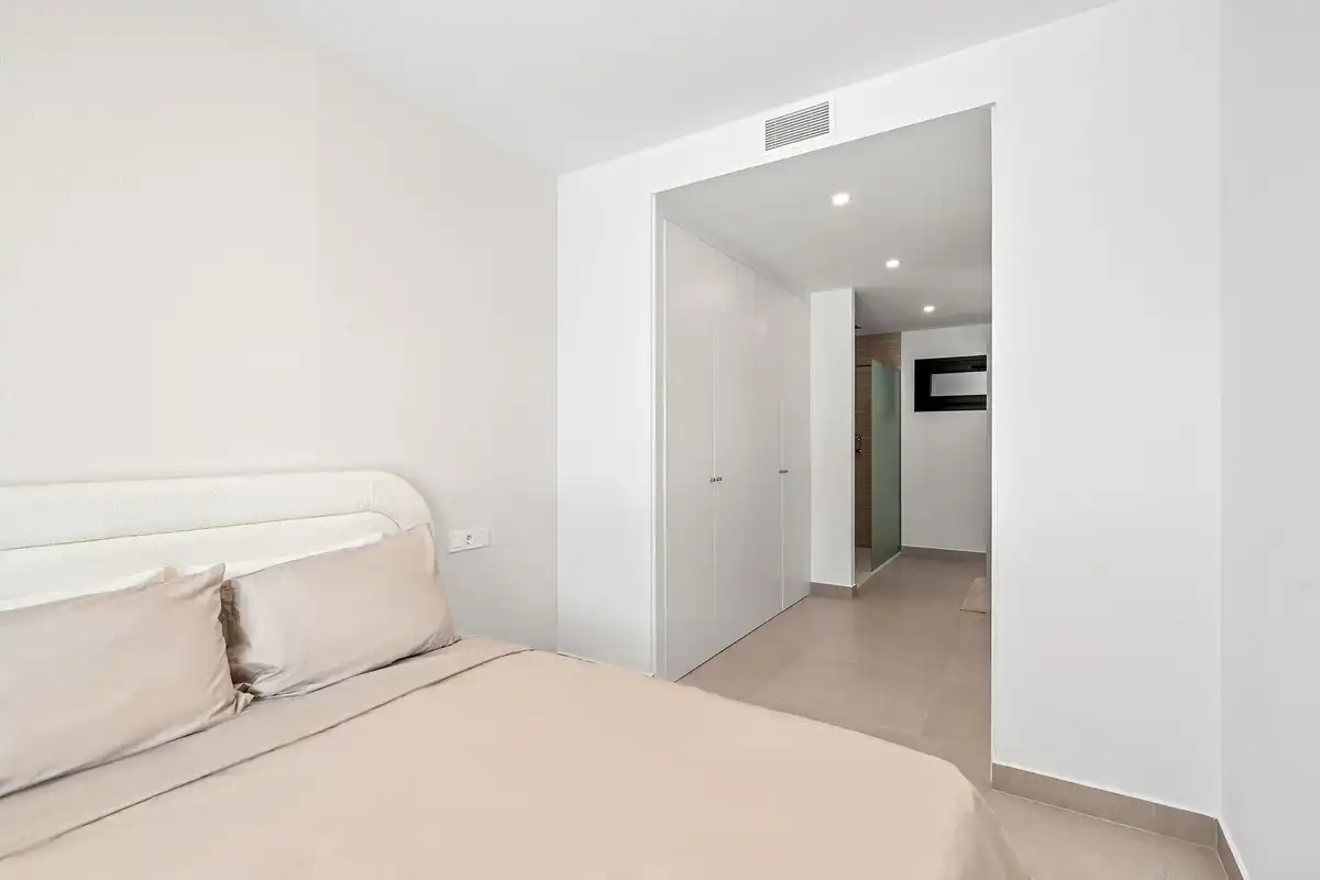Piso con ascensor en venta en Río Real - Los Monteros, imagen 15