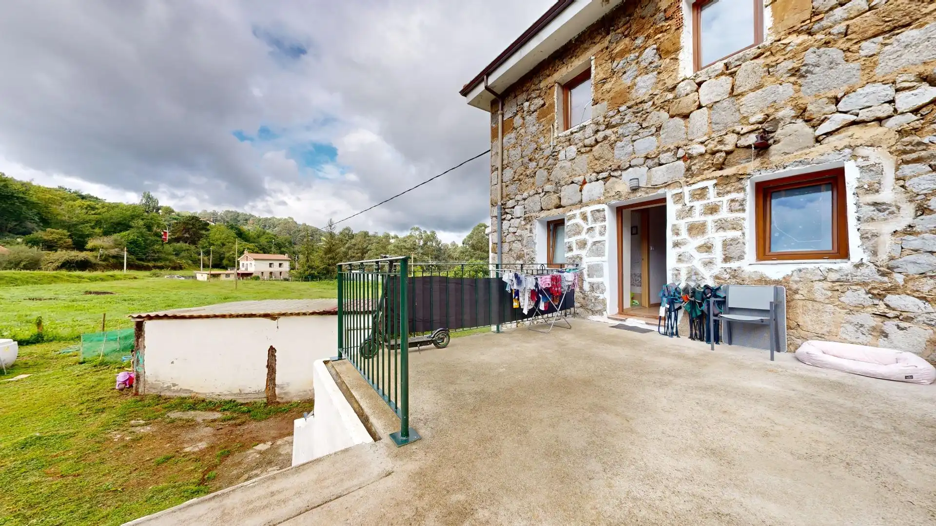 Exterior view of Houses for sale in Abanto y Ciérvana-Abanto Zierbena  with Heating
