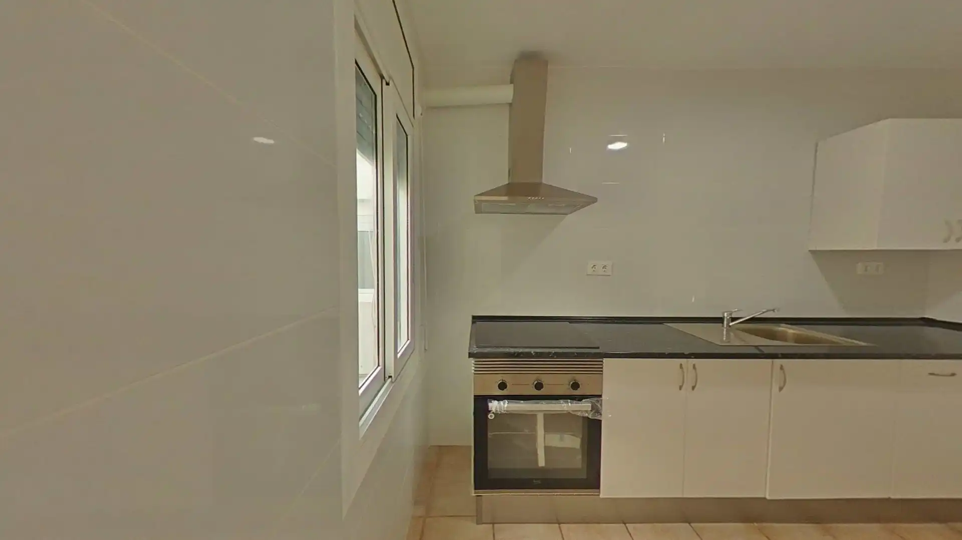 Cocina de Ático en venta en Terrassa con Terraza