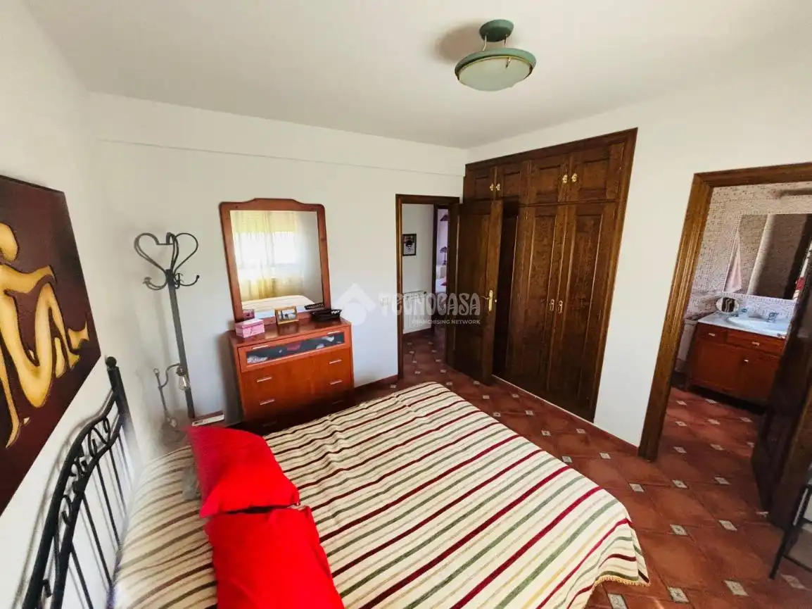 Schlafzimmer von Haus oder Chalet zum Verkauf in Escalona mit Klimaanlage und Heizung