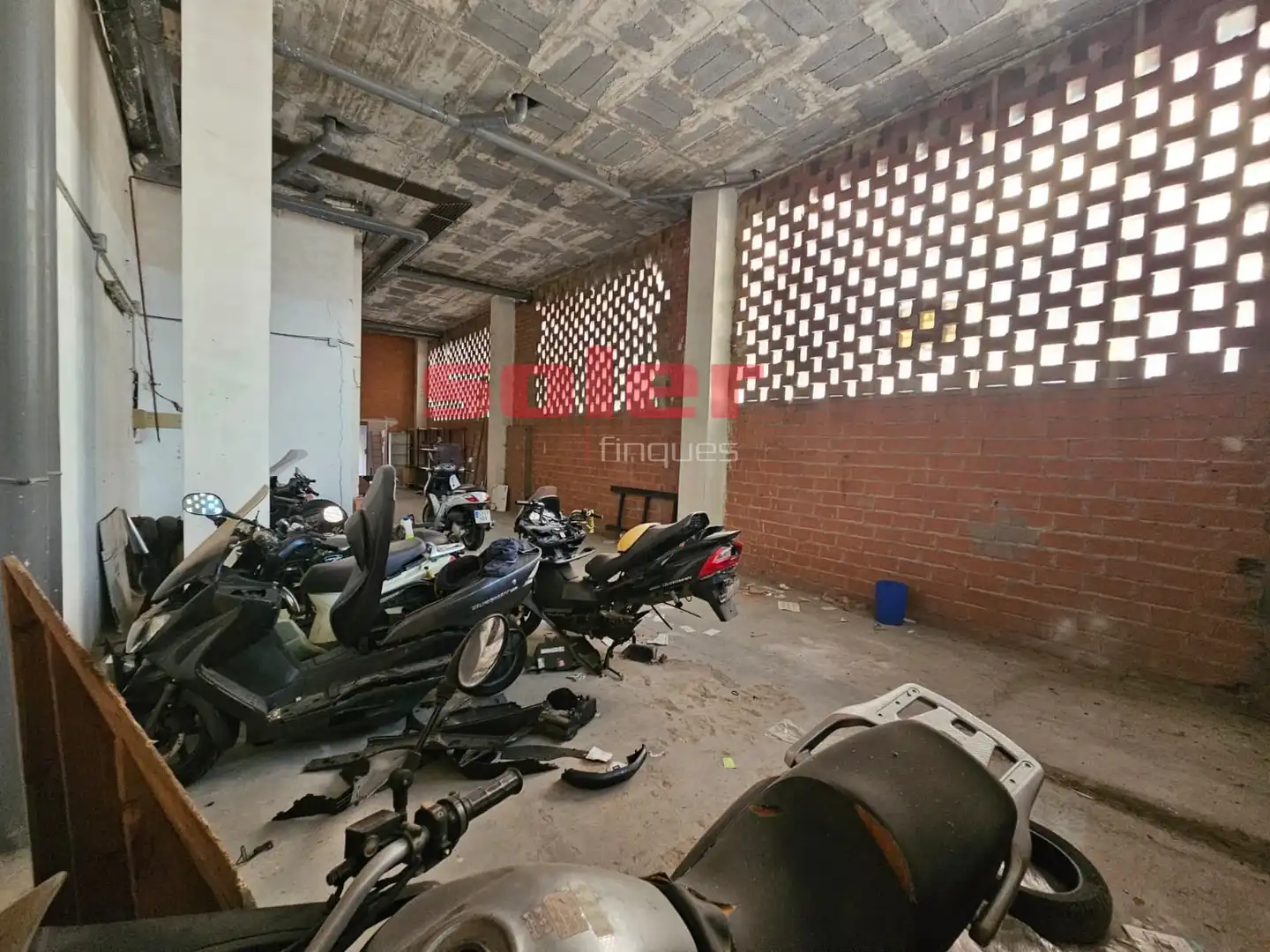 Geschaftsraum zum Verkauf in Sant Cugat del Vallès