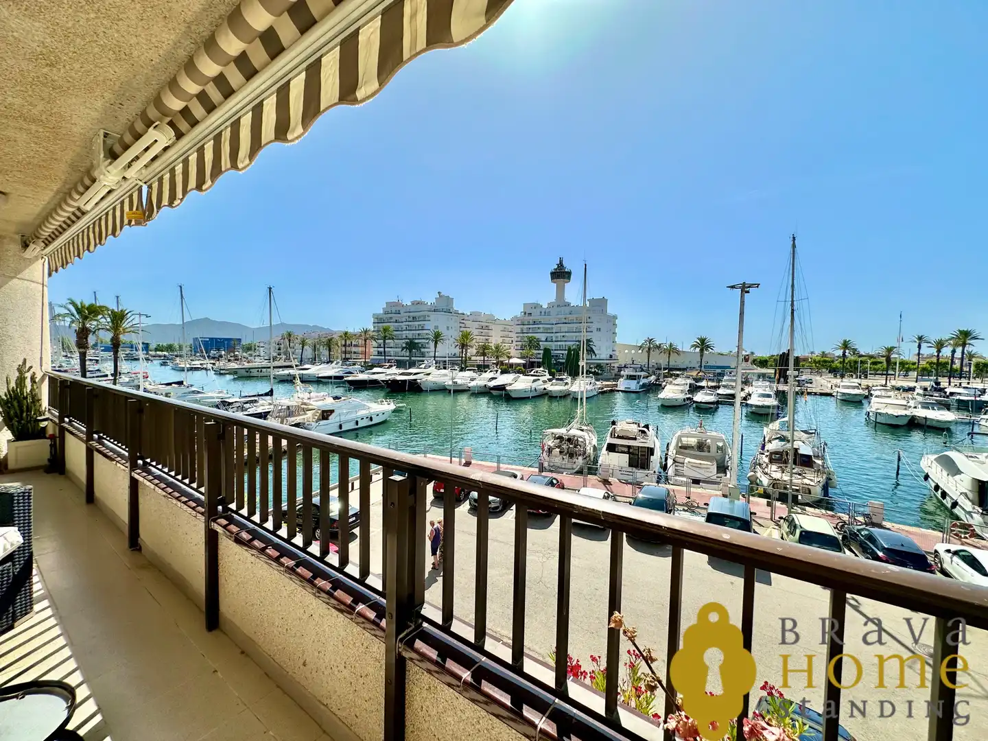 Vista exterior de Piso en venta en Empuriabrava con Aire acondicionado, Terraza y Trastero