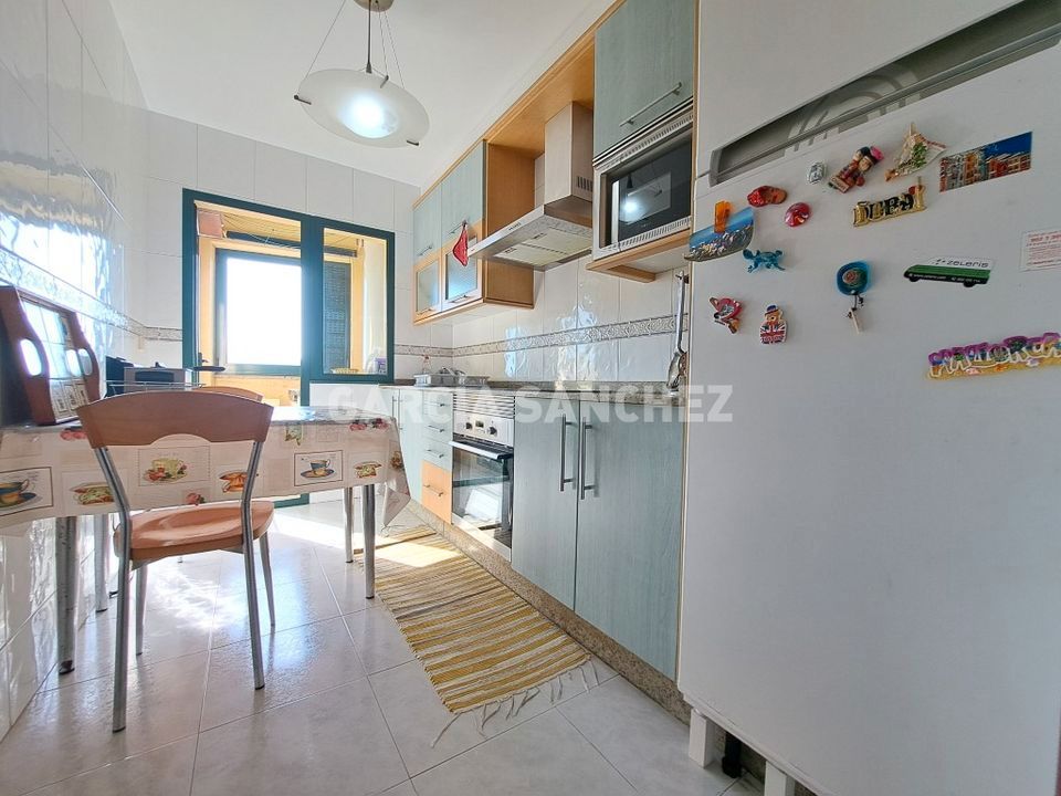 Kitchen of Apartment for sale in A Pobra do Caramiñal  with Storage room and Furnished