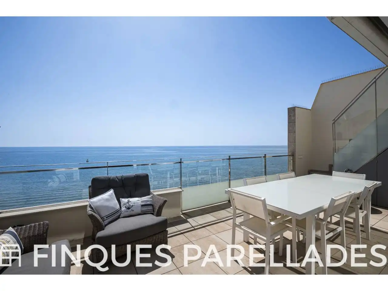 Terrace of Attic for sale in Sitges  with Air Conditioner, Heating and Parquet flooring