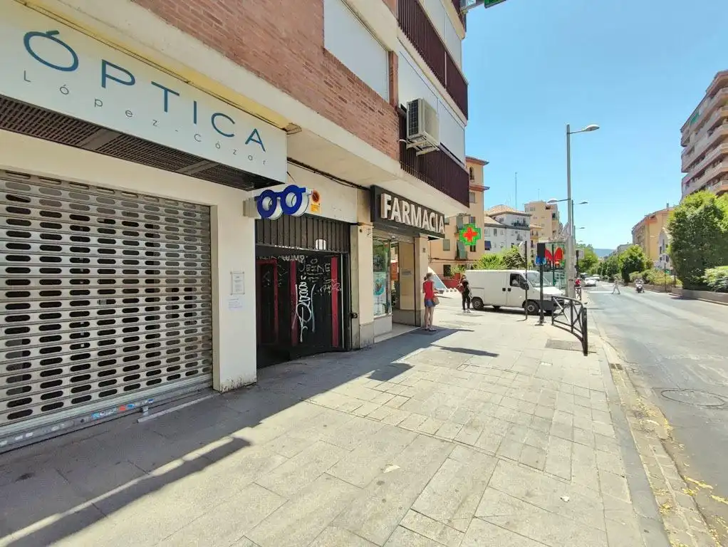 Garaje en venta en Granada